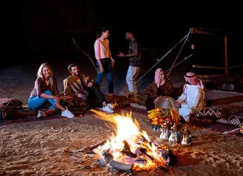 Campsite For Stays, Event Parties, Holidays With Foods And Entertainments Ντουμπάι